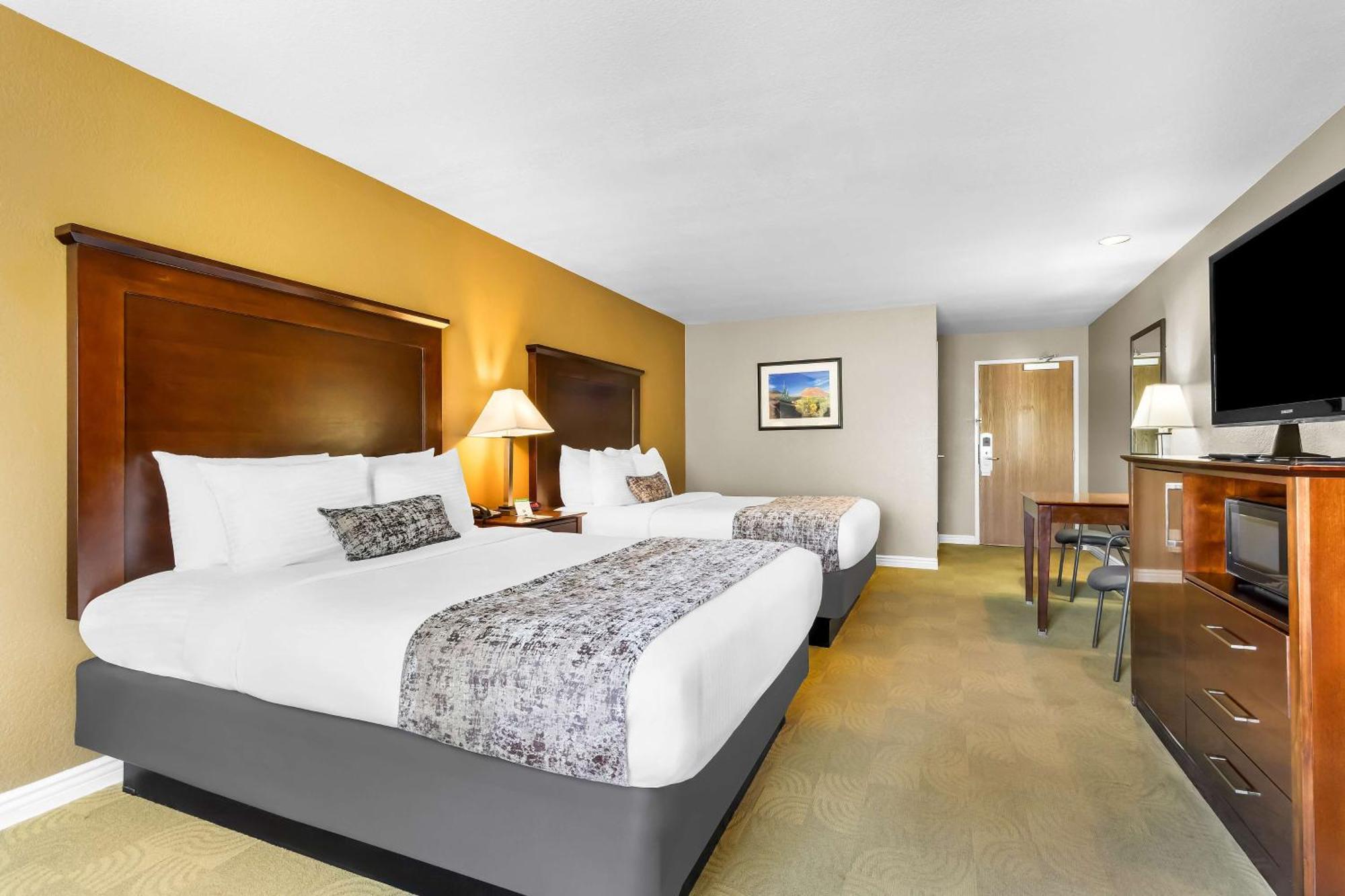 Best Western California City Inn & Suites Екстер'єр фото