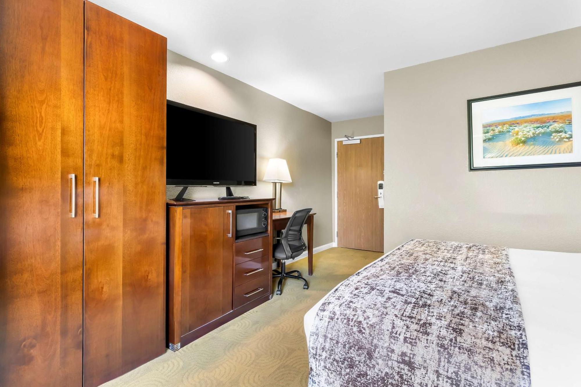 Best Western California City Inn & Suites Екстер'єр фото