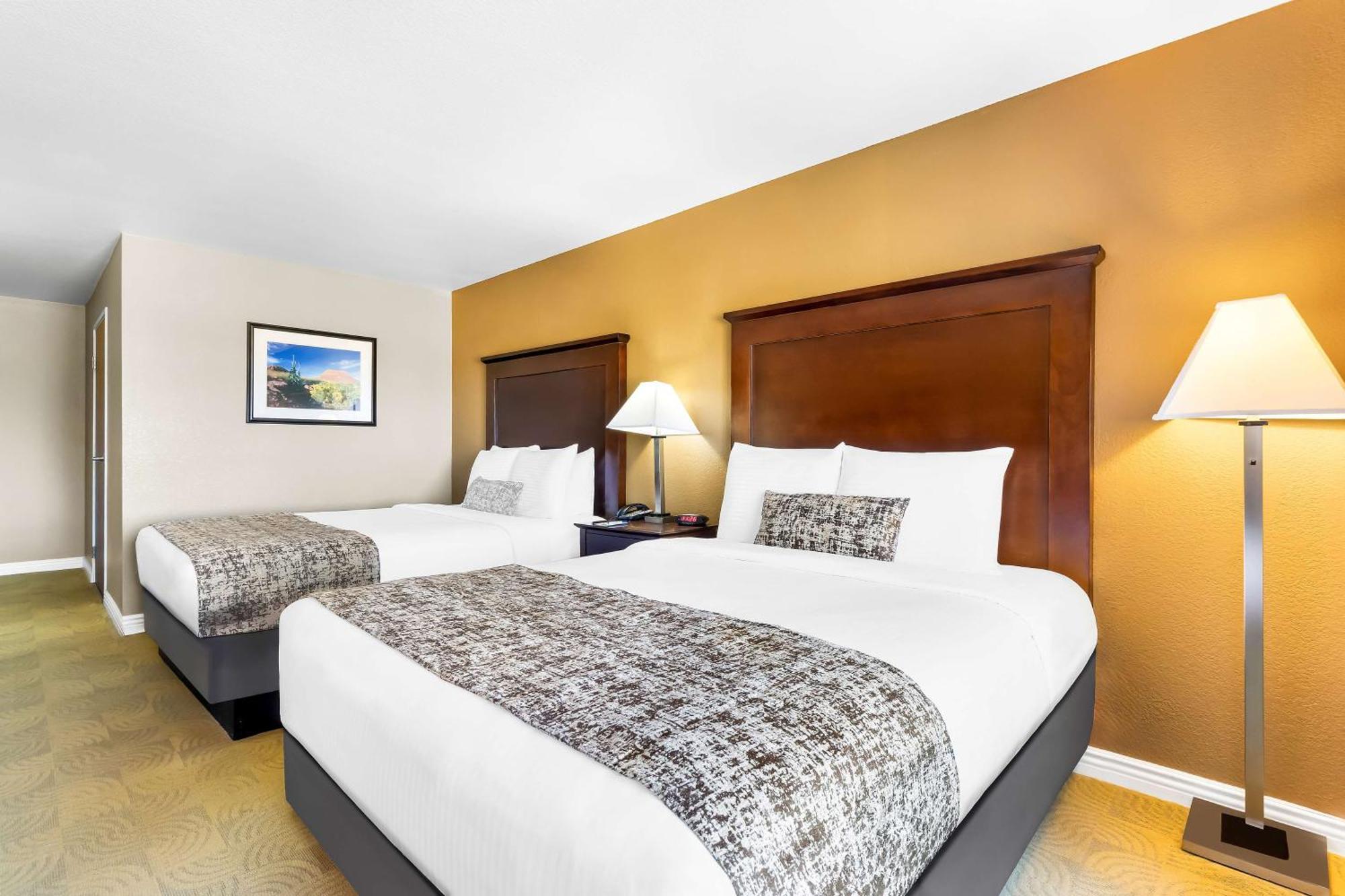 Best Western California City Inn & Suites Екстер'єр фото