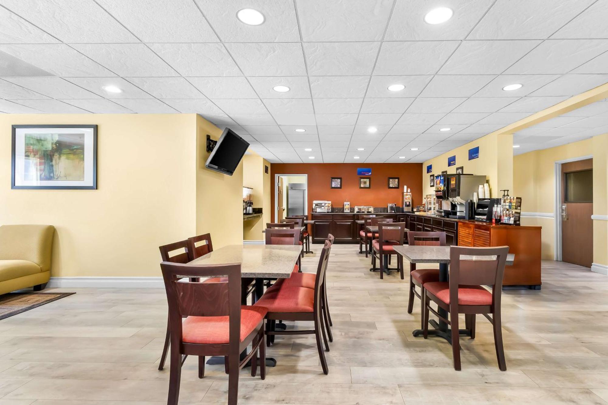 Best Western California City Inn & Suites Екстер'єр фото
