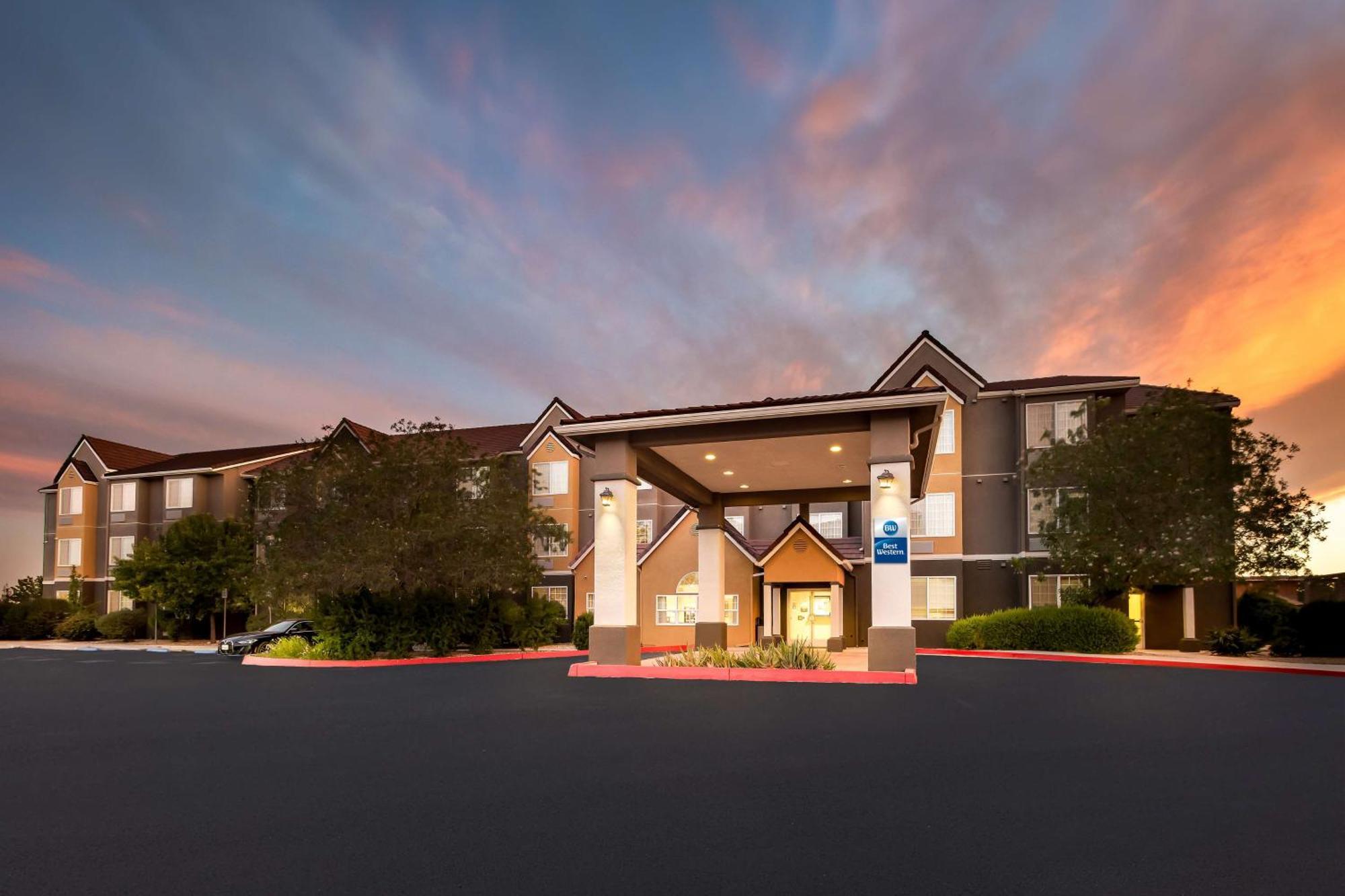 Best Western California City Inn & Suites Екстер'єр фото