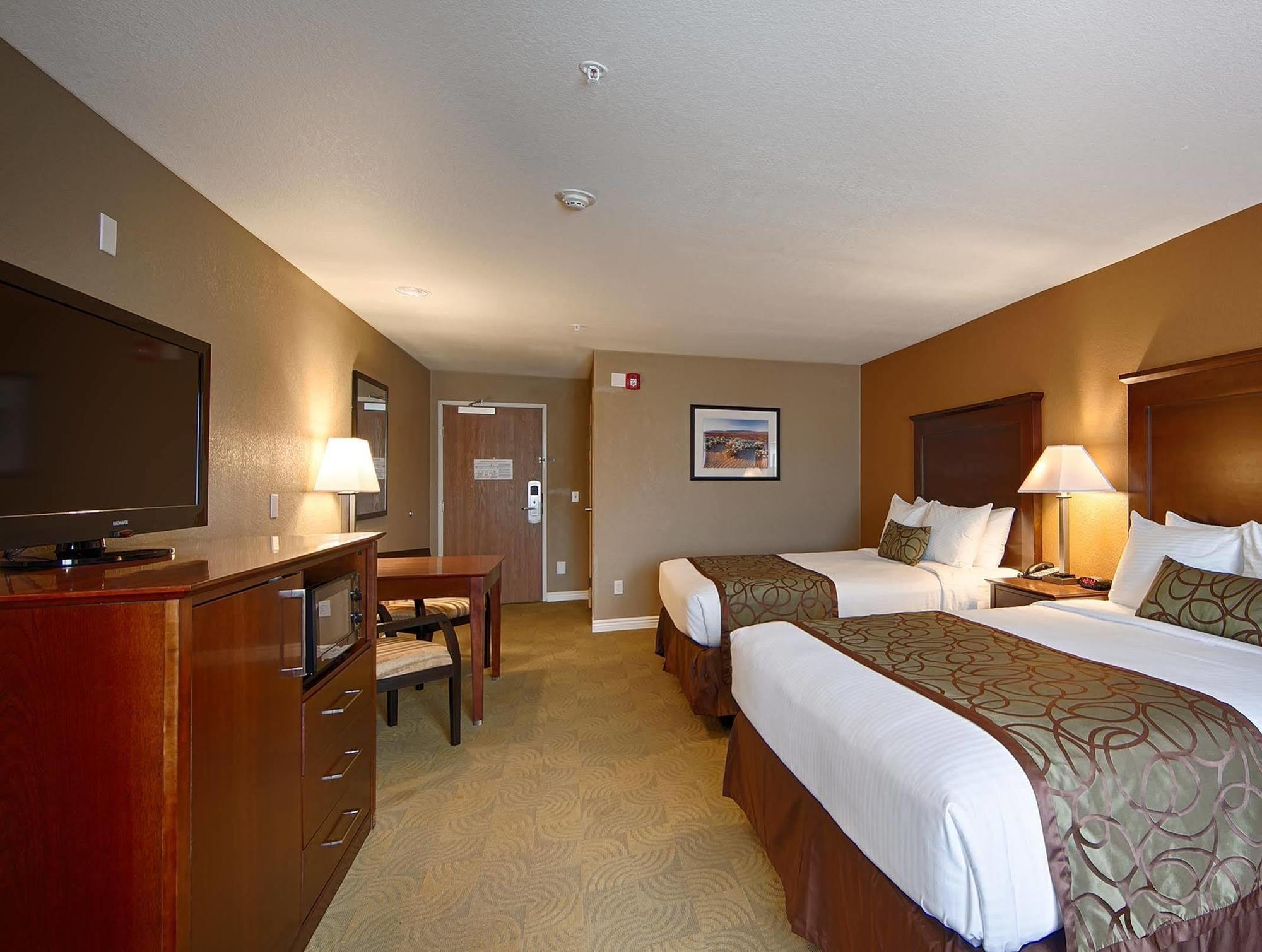 Best Western California City Inn & Suites Екстер'єр фото